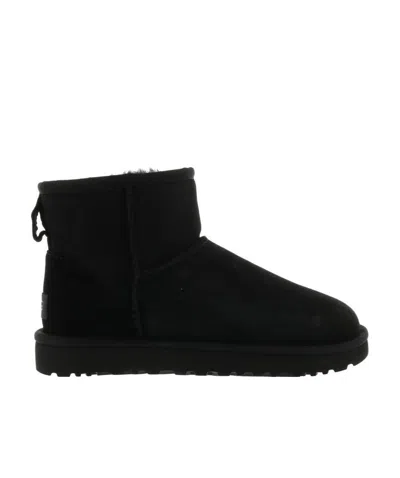 Ugg Classic Mini Black Ankle Boots With Logo Patch On The Rear In Suede Woman