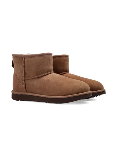 UGG CLASSIC MINI II BOOTS