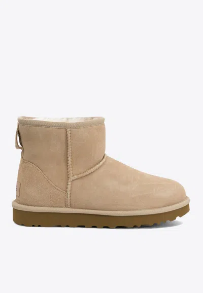 Ugg Classic Mini Ii Snow Boots In Burgundy
