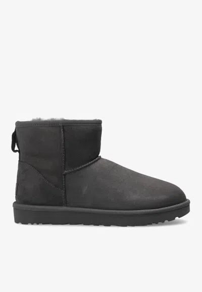 UGG CLASSIC MINI II SUEDE BOOTS