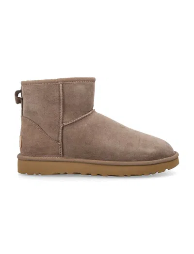 UGG UGG CLASSIC MINI II SUEDE BOOTS WITH SHEARLING LINING