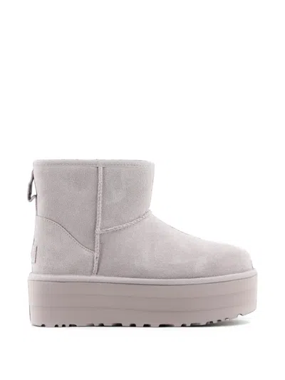 Ugg Classic Mini Platform Stiefel Aus Kalbswildleder In Gray