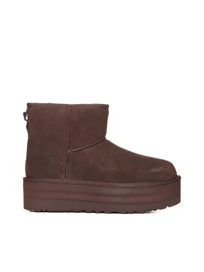 Ugg Mini Classic Platform Suede Ankle Boots In Burnt Cedar