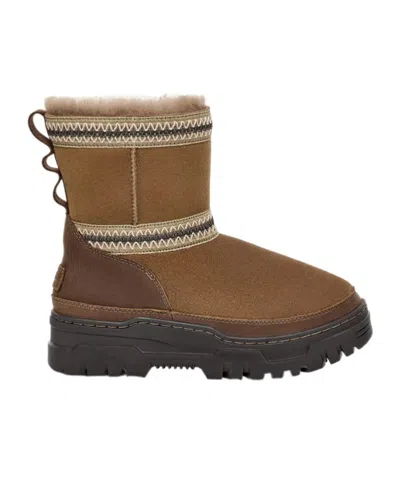 UGG UGG CLASSIC MINI TRAILGAZER BOOTS