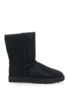 Ugg Classic Short Black Boots With Logo Patch On The Rear And Shearling Lining In Suede Woman In Black