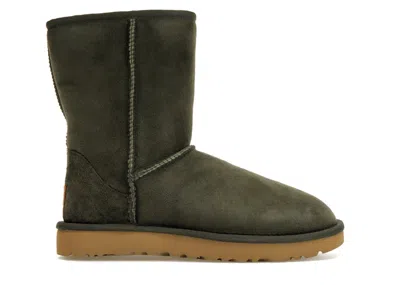 Pre-owned Ugg Classic Short Ii Boot (women's) Sneakers In Forest Night In Green