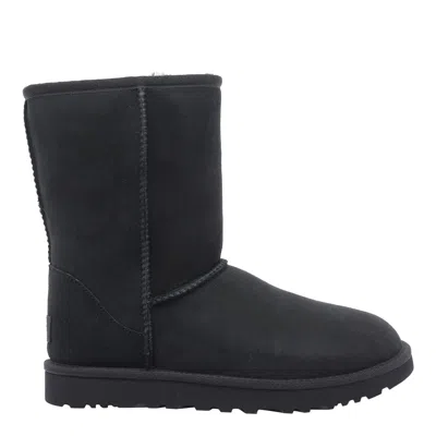 UGG CLASSIC SHORT II BOOTS