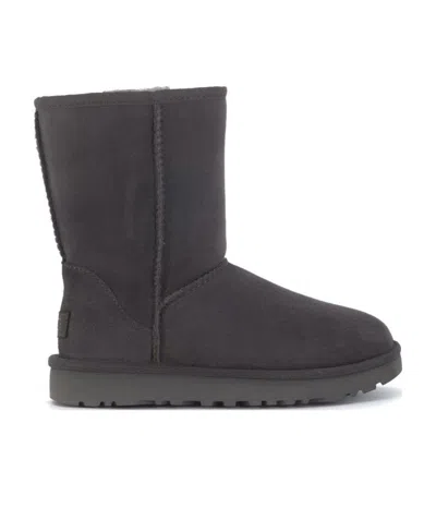 Ugg Classic Short Ii Boots In Black