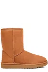 UGG UGG CLASSIC SHORT II BOOTS