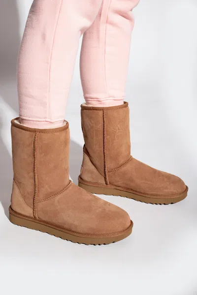 UGG UGG ‘CLASSIC SHORT II’ SNOW BOOTS