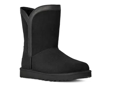 Ugg Classic Short Lunara Bootie In Black