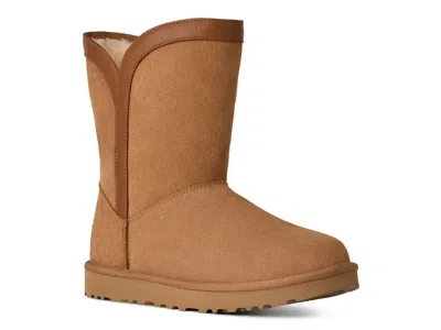 Ugg Classic Short Lunara Bootie In Brown