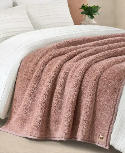 Ugg Classic Fluff Throw, 50" X 70" In Rosewood