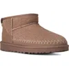 Ugg Australia Boots In Brown
