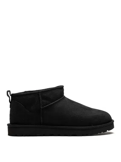 Ugg Man Classic Ultra Mini Boots In Nero