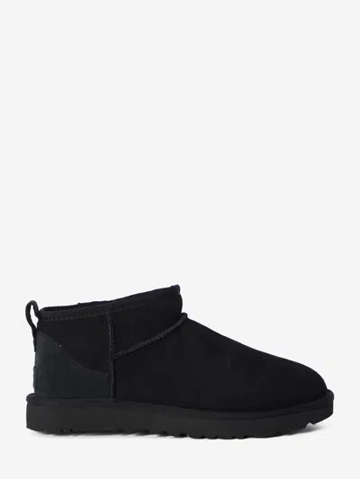 Ugg Boots Classic Ultra Mini In Black