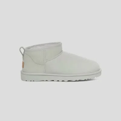UGG CLASSIC ULTRA MINI BOOT IN GOOSE