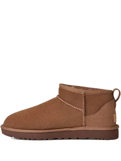UGG 'CLASSIC ULTRA MINI'  BOOTS