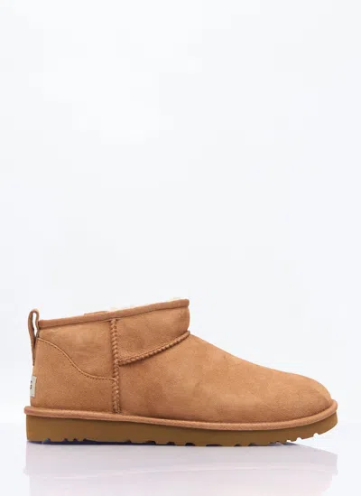UGG CLASSIC ULTRA MINI BOOTS