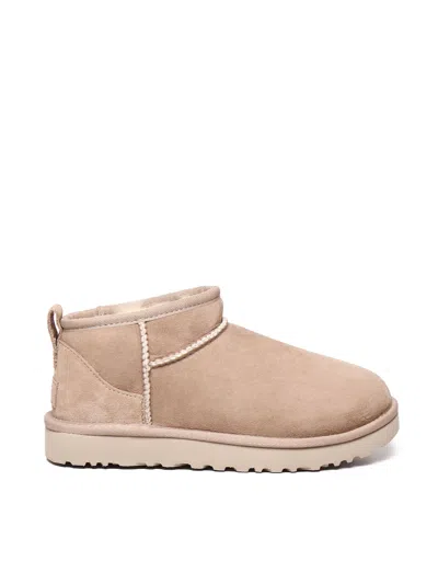 UGG CLASSIC ULTRA MINI BOOTS