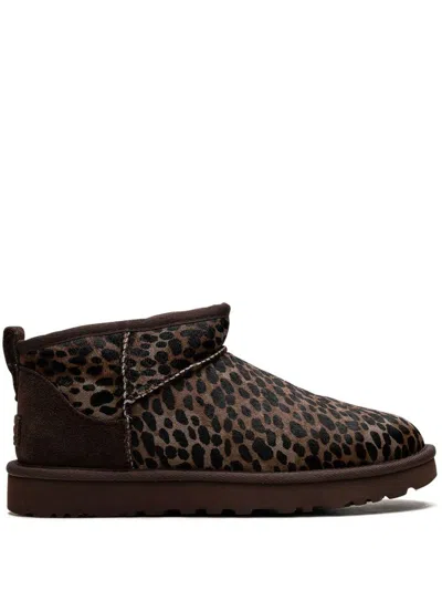 UGG 'CLASSIC ULTRA MINI CASPIAN' ANKLE BOOTS