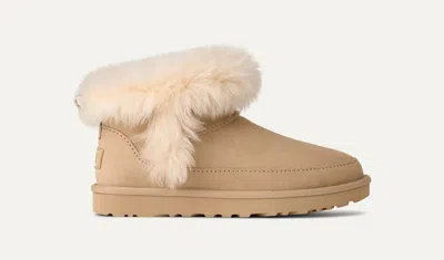 Ugg "classic Ultra Mini Chalet" Ankle Boots In Sand