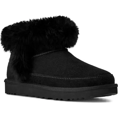 Ugg ® Classic Ultra Mini Chalet Boot In Black