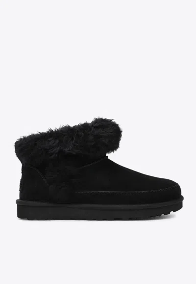 UGG CLASSIC ULTRA MINI CHALET BOOTS