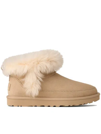 UGG UGG CLASSIC ULTRA MINI CHALET SHOES