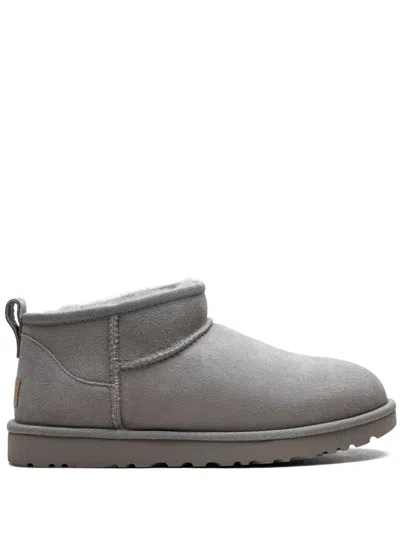 UGG CLASSIC ULTRA MINI "GOAT" BOOTS