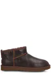 UGG UGG CLASSIC ULTRA MINI LTHR REGEN BOOTS