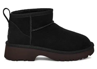 Pre-owned Ugg Classic Ultra Mini New Heights Boot (kids) Sneakers In Black