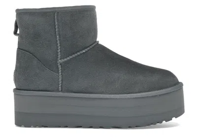 Pre-owned Ugg Classic Ultra Mini Platform Boot (women's) Sneakers In Rainstorm