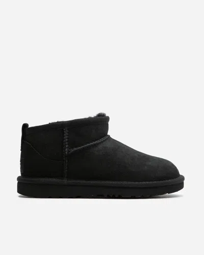 Ugg Classic Ultra Mini (preschool) In Black