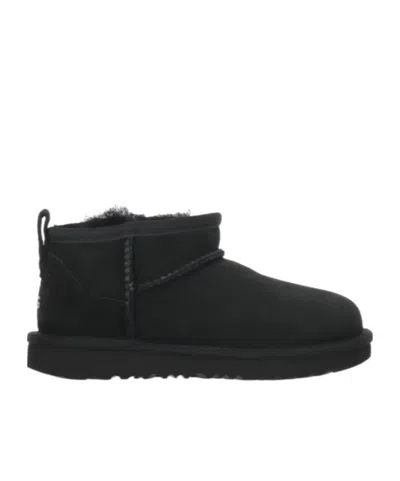 Ugg Classic Ultra Mini Sheepskin Ankle Boots 7-10 Yea In Black