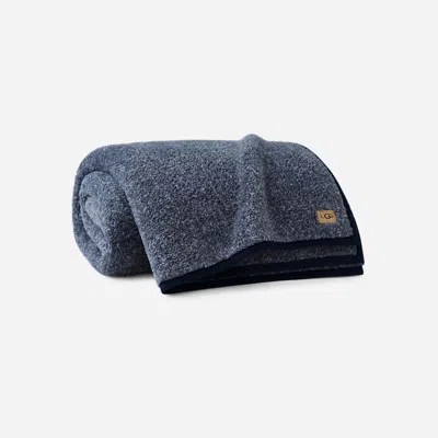 Ugg Classic®fluff Xl Throw 90x92 Blankets In Ocean