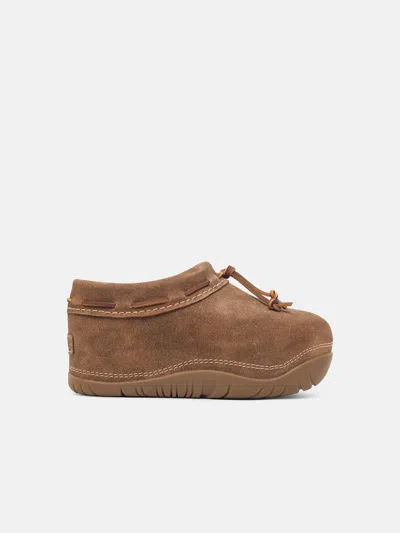 Ugg Chestnut Clog Bucked Suede Slippers In Brown