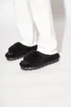 Ugg Maxi Curly Scuffetta Sheepskin Slides In Black