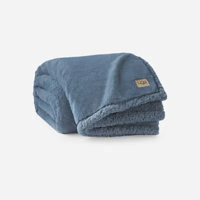 Ugg ® Cynthia Throw 50" X 70" Polyester Blankets In Tahoe Blue