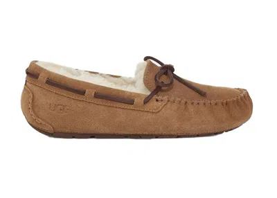 Pre-owned Ugg Dakota Slipper (women's) Sneakers In Chestnut