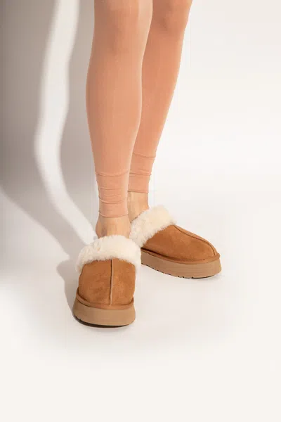UGG UGG ‘DISQUETTE’ SUEDE SLIDES
