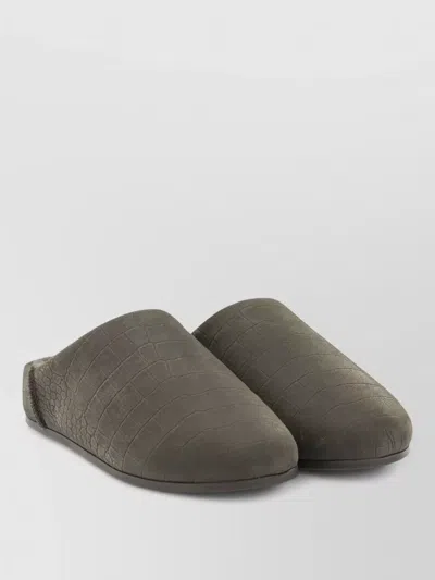 Ugg Elea Slippers Closed Back Flat Sole In Gray