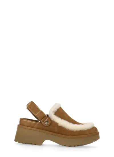 UGG ESMEE LEATHER SABOT