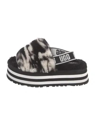 Pre-owned Ugg Faux Fur Animal Print Slides In Black