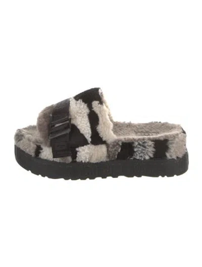 Pre-owned Ugg Faux Fur Animal Print Slides In Neutral