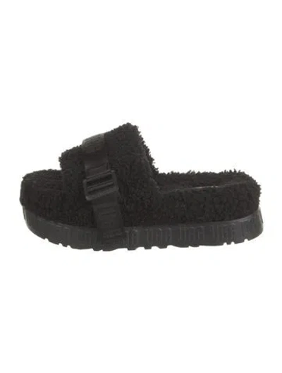 Pre-owned Ugg Faux Fur Slides In Black