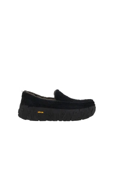 UGG UGG FLAT SHOES
