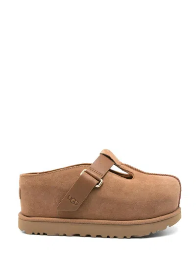 Ugg Flat Shoes In Brown