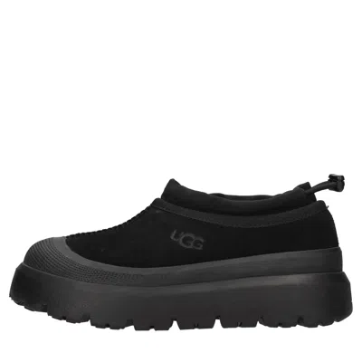 Ugg Flat Shoes In Black