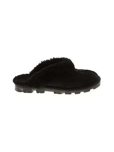 Pre-owned Ugg Flats In Black